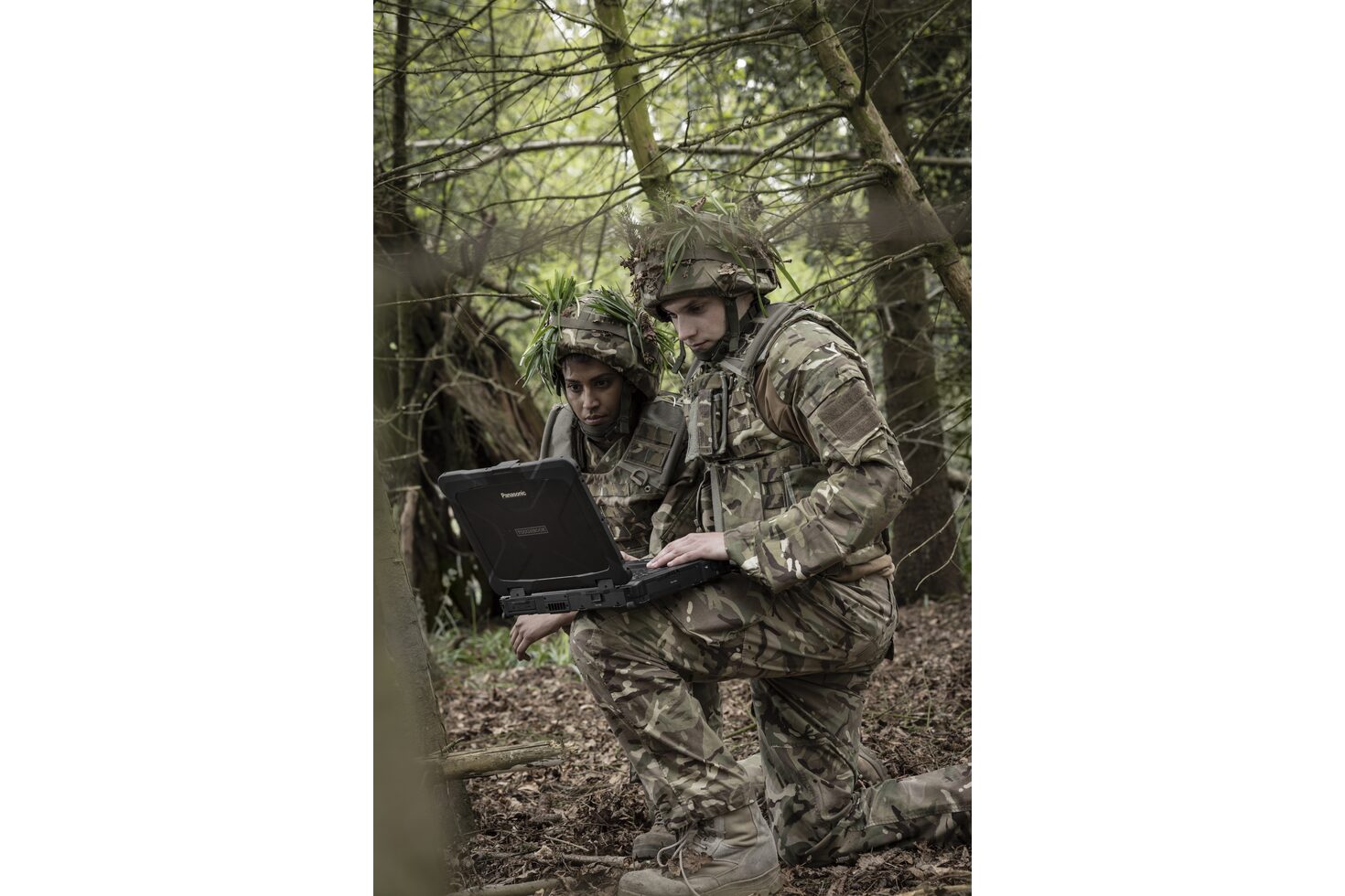 Toughbook 40 rugged laptop for defence with full Connectivity